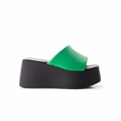 L'INTERVALLE Apple Green Leather