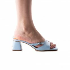 L'INTERVALLE Carrera Light Blue Leather WOMEN