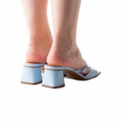 L'INTERVALLE Carrera Light Blue Leather WOMEN