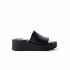 L'INTERVALLE Lovely Black Leather