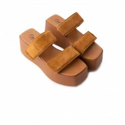 L'INTERVALLE Amore Tan Leather