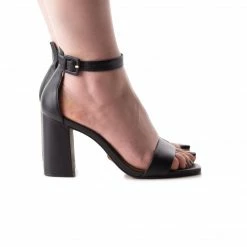 L'INTERVALLE Dolcetto Black Leather