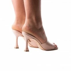 L'INTERVALLE WOMEN Bayamo Nude Naplack