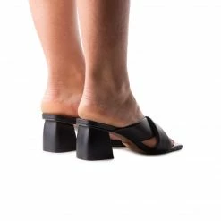 L'INTERVALLE WOMEN Tango Black Leather