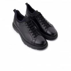 L'INTERVALLE Sphinx Black Leather