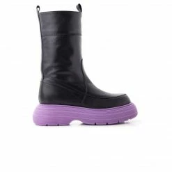 L'INTERVALLE Tineo Black Leather/Purple Sole
