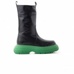 L'INTERVALLE Tineo Black Leather/Green Sole