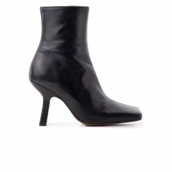 L'INTERVALLE Cedar Black Leather