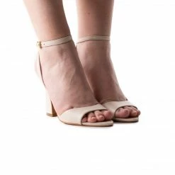 L'INTERVALLE Kaos Cream Leather WOMEN