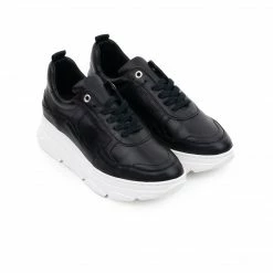 L'INTERVALLE Savage Black Leather