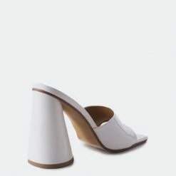 L'INTERVALLE WOMEN Alaya White Patent