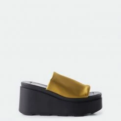 L'INTERVALLE WOMEN Cuddle Gold Satin