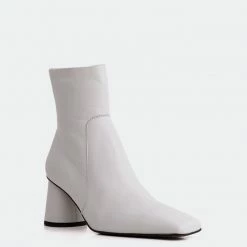 L'INTERVALLE Eaton White Leather BOOTS