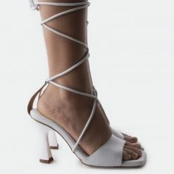 L'INTERVALLE Mika White Leather