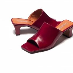 L'INTERVALLE Zagora Berry Leather WOMEN 8 L'INTERVALLE Zagora Berry Leather WOMEN