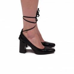 L'INTERVALLE WOMEN Camellia Black Leather